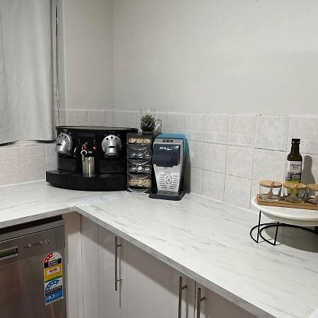 Cozy Inn Perth Luaran gambar