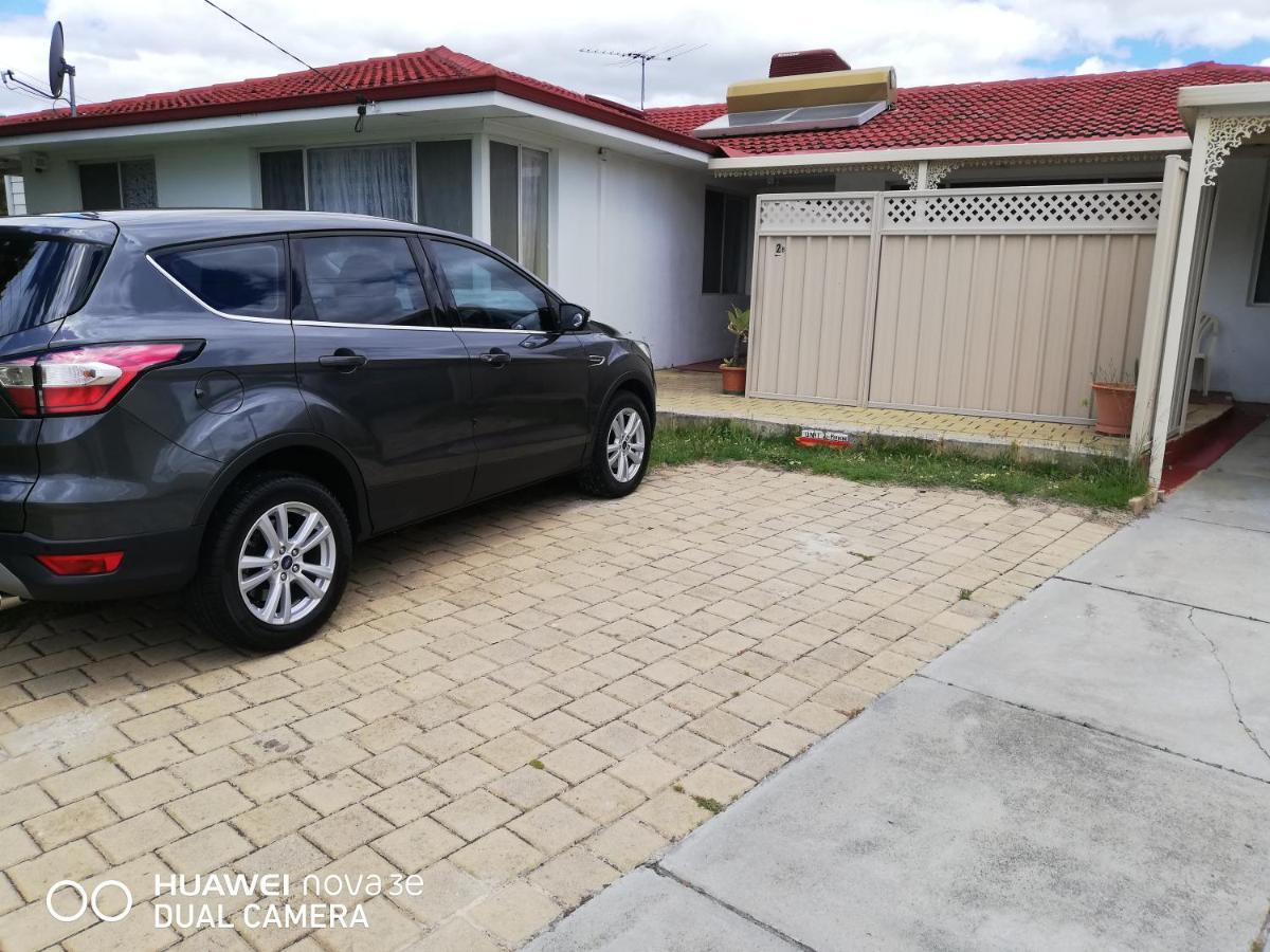 Cozy Inn Perth Luaran gambar