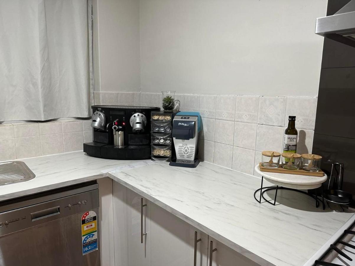 Cozy Inn Perth Luaran gambar
