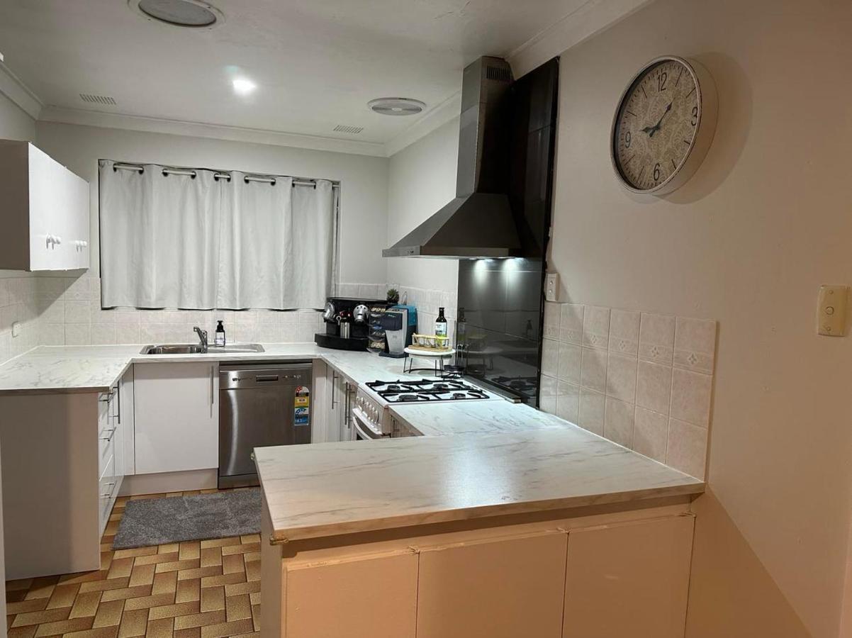 Cozy Inn Perth Luaran gambar