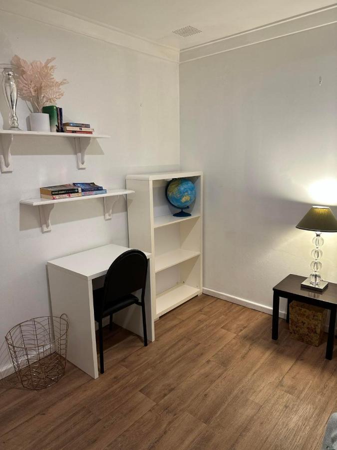 Cozy Inn Perth Luaran gambar